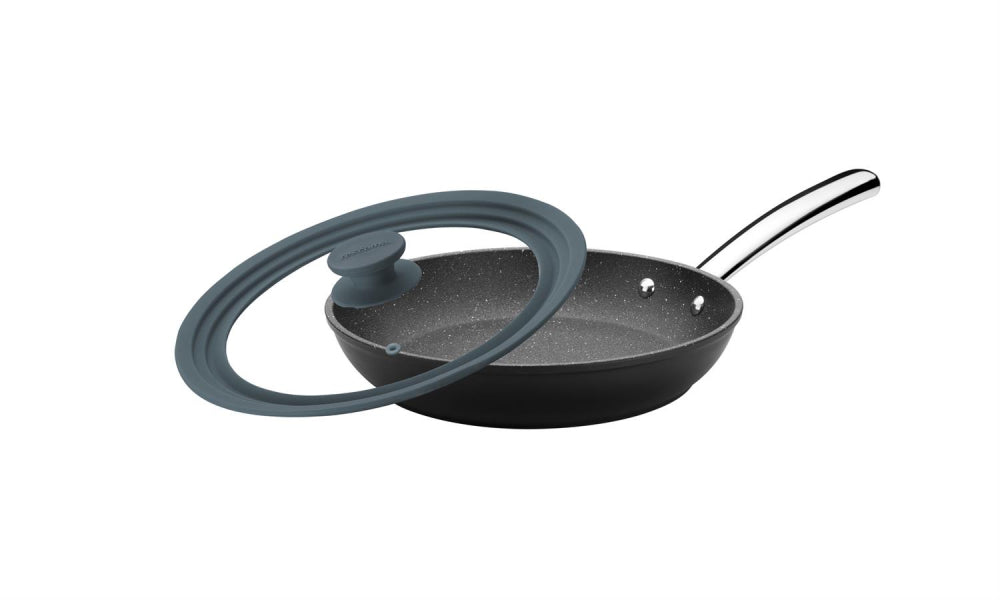 Stekpanna 24 cm med fantastisk 3D-beläggning och GRATIS silikonlock